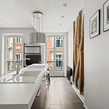 Cozy Corner Ballu Apartmán *